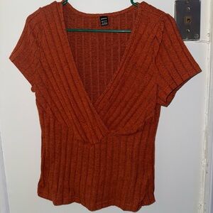 SHEIN Rust Ribbed V-Neck Tee